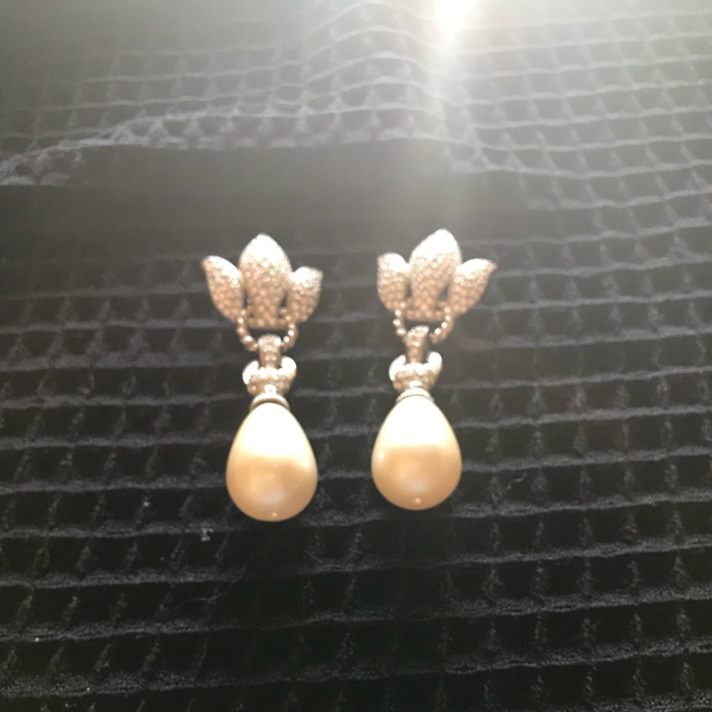 Spectacular pave rhinestone faux pearl earrings